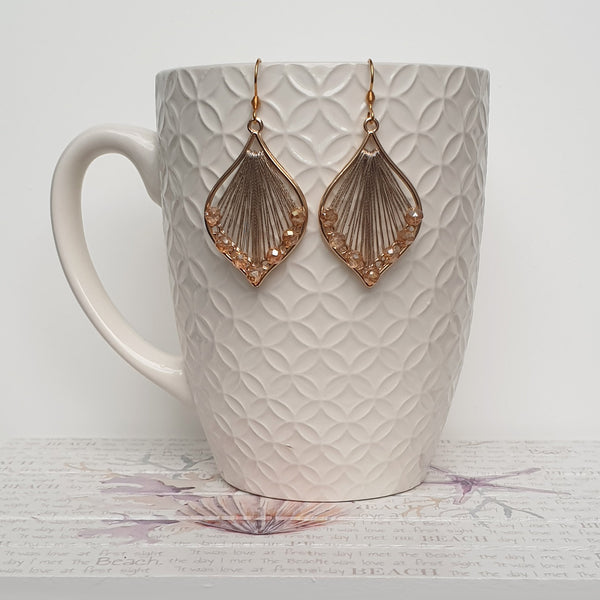 CHAMPAGNE COLOURED GOLDTONE DROP EARRINGS